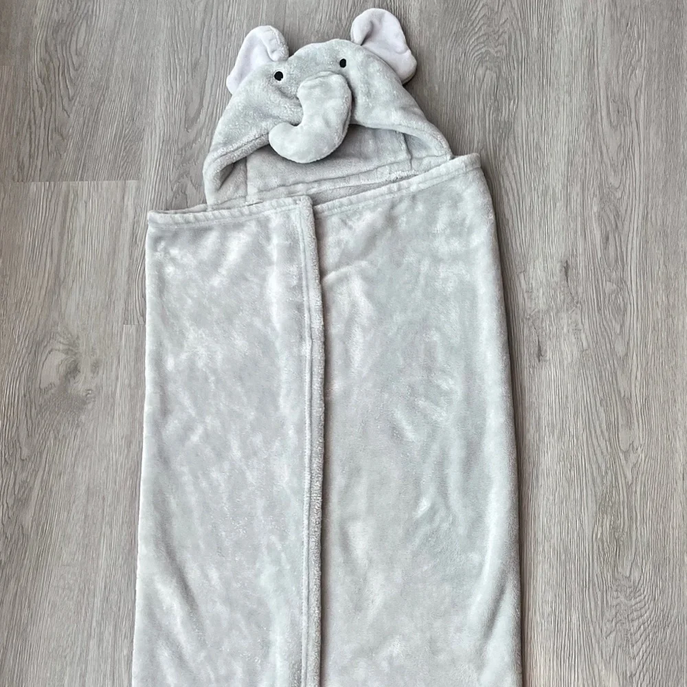 Hudson Baby Toddler Bath Essential Plush Hooded Elephant Towel, Gray 28X40
